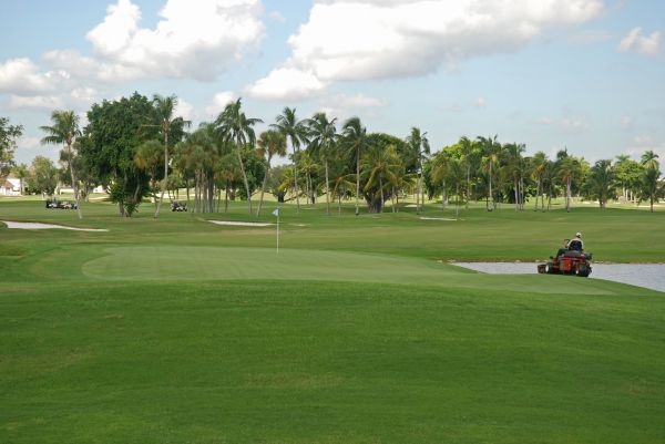 Cost of Golf Course Maintenance in Georgetown